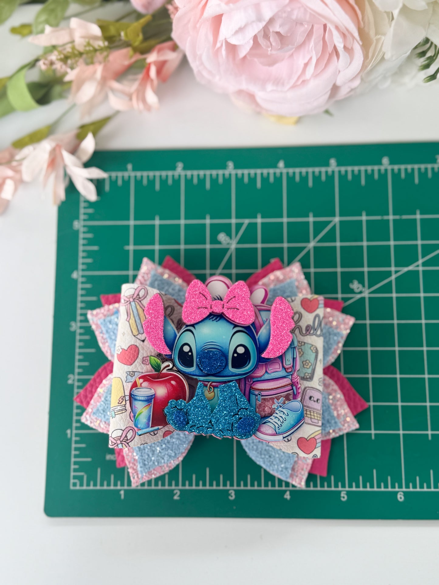 Stitch back to school bow