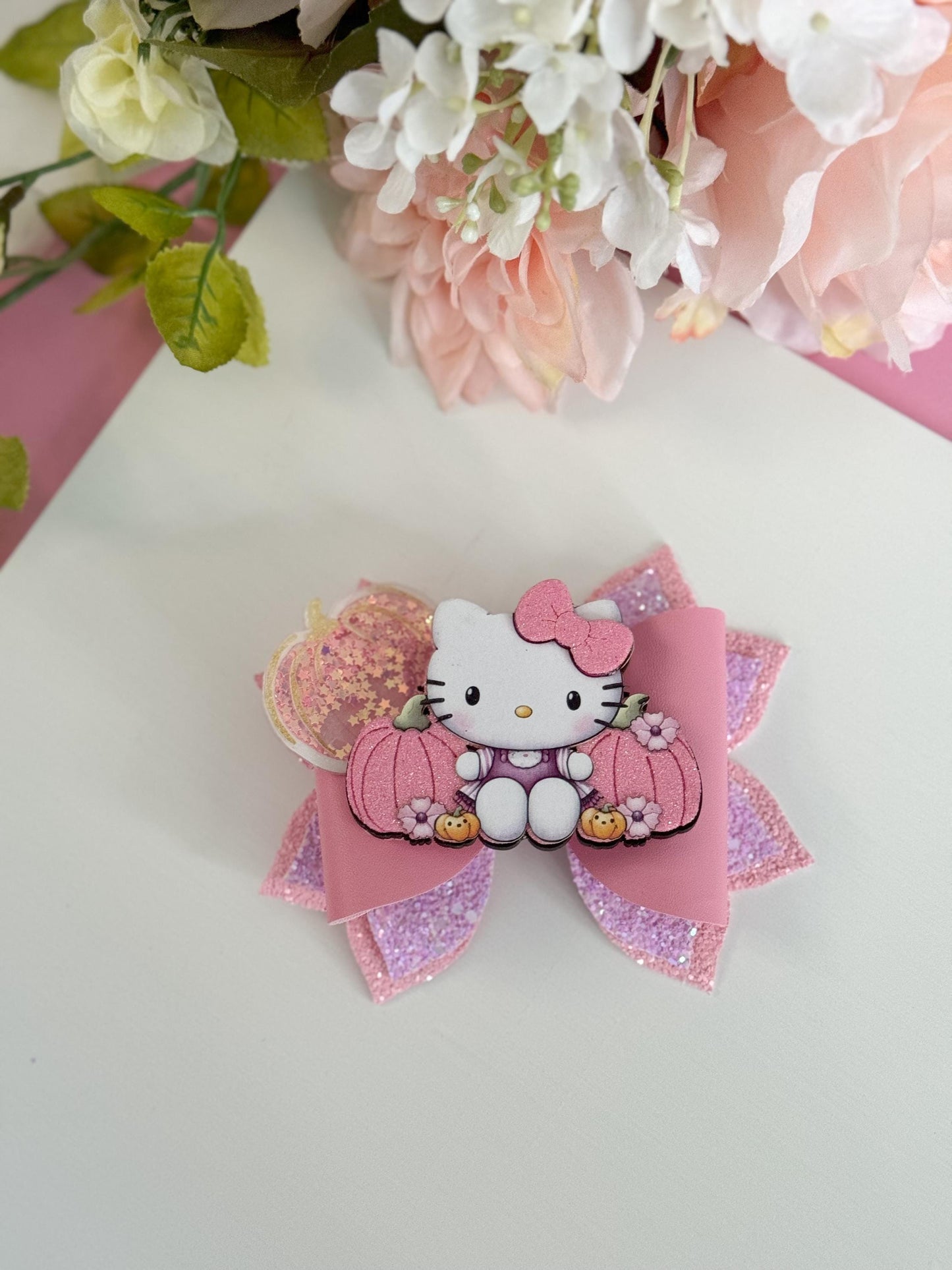 Hello cat bow , fall bows,Characters bows, bows, Hair bow, cat bow , kitty accessories , kitty bows, hello cat accessories, lazos