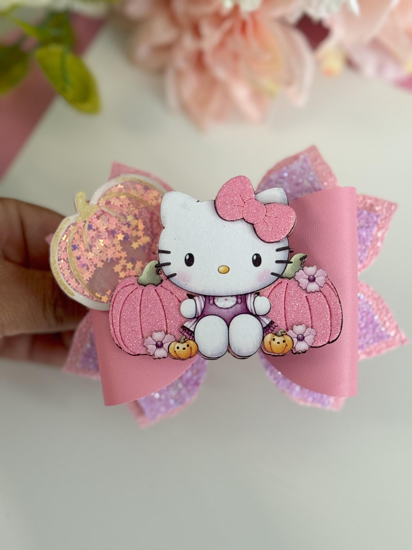 Hello cat bow , fall bows,Characters bows, bows, Hair bow, cat bow , kitty accessories , kitty bows, hello cat accessories, lazos