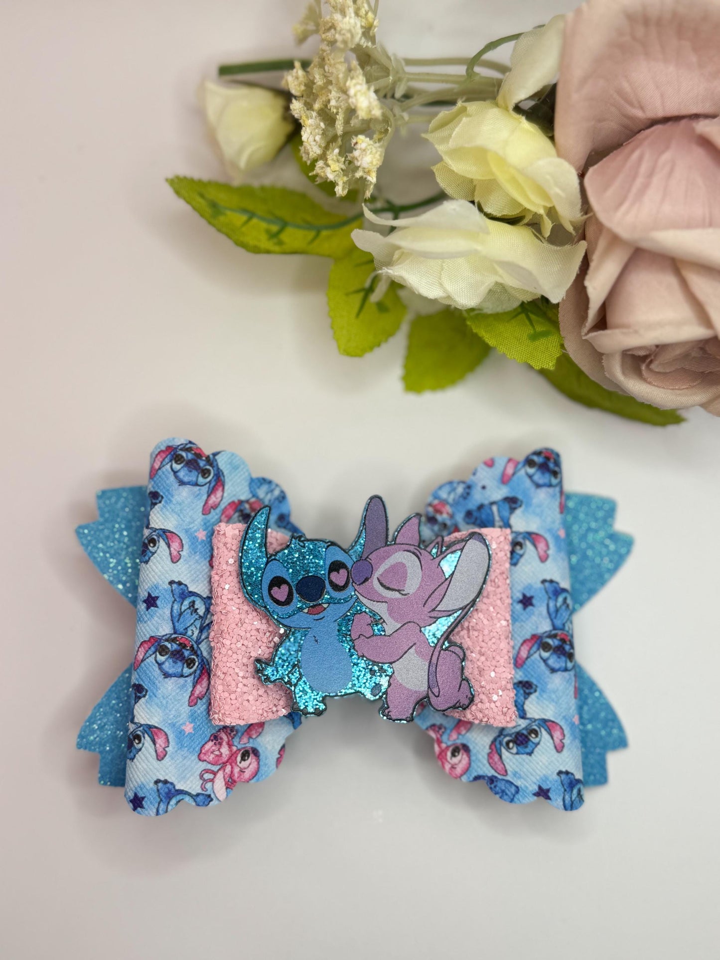 Valentines bows, bow bows, lazos, girly bows, girl accessories, girl bows, valentines gift ideas