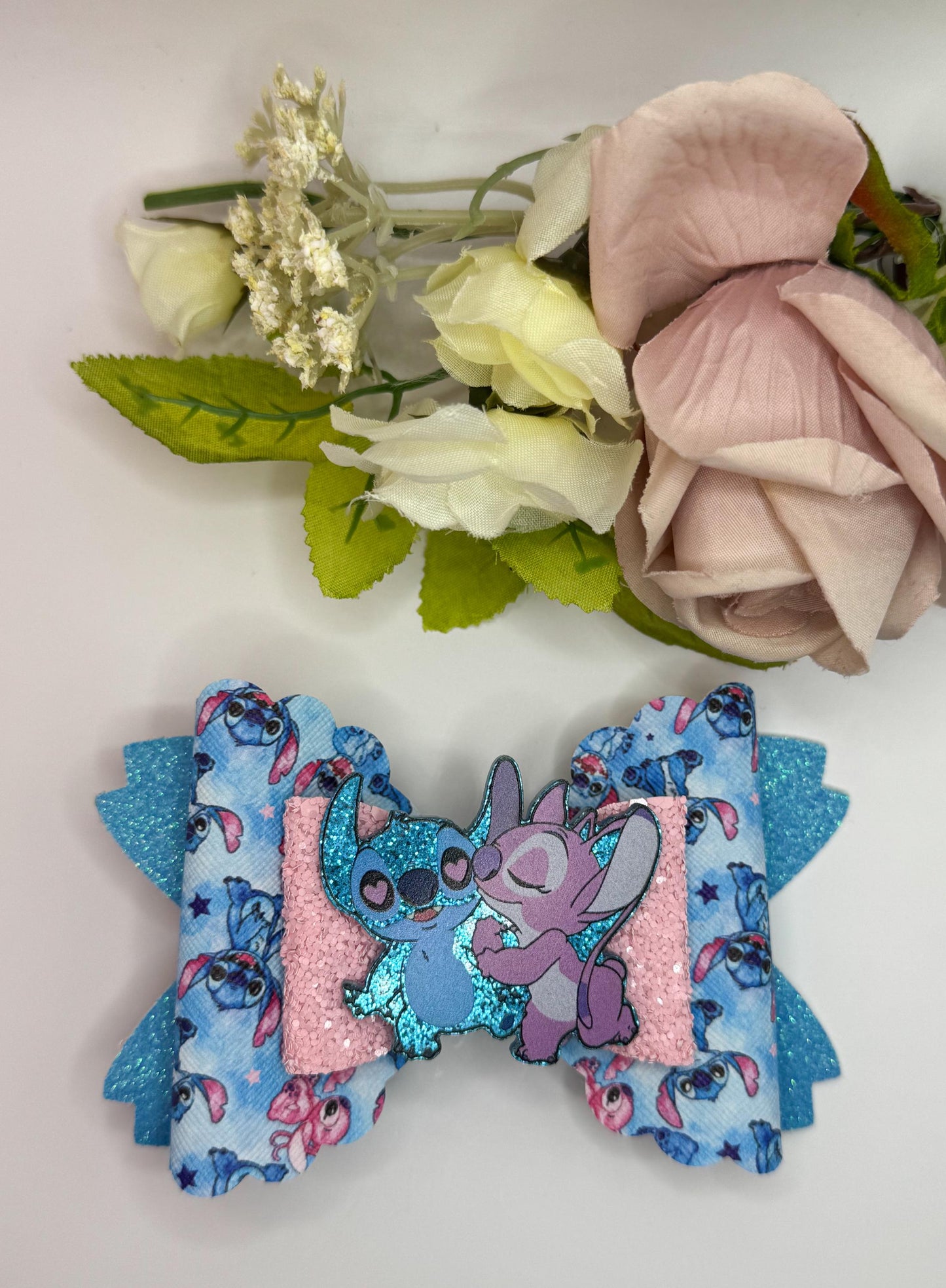 Valentines bows, bow bows, lazos, girly bows, girl accessories, girl bows, valentines gift ideas