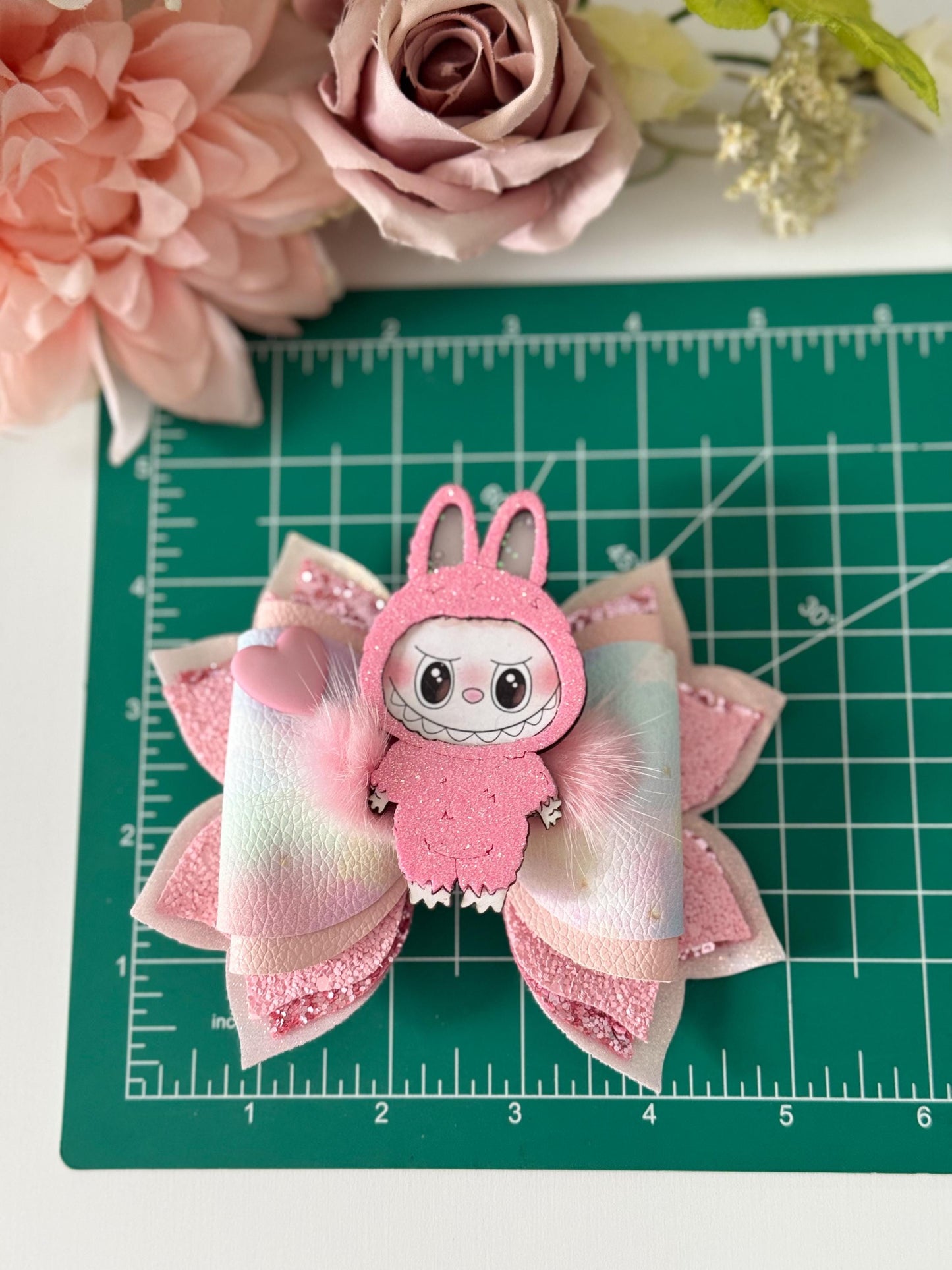 Labubu bows , bows, handmade bows, girl accessories, lazos, gifts for girls, monsters bows, monsters accessories