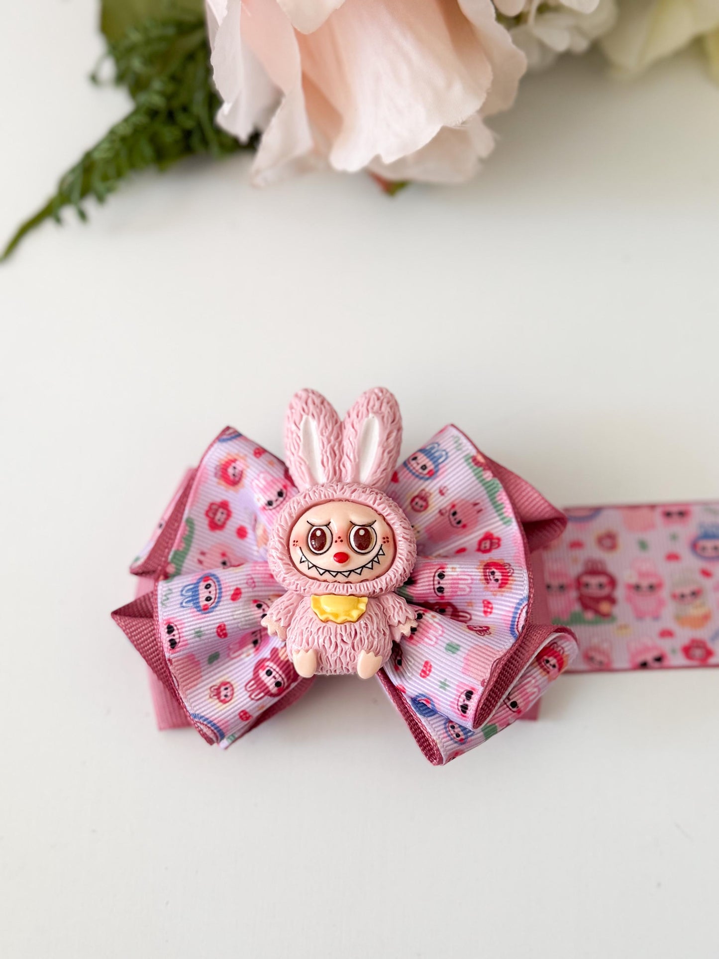 Cute monsters , bows, girl accessories, lazos, accesorios niñas, girl accessories, labubu