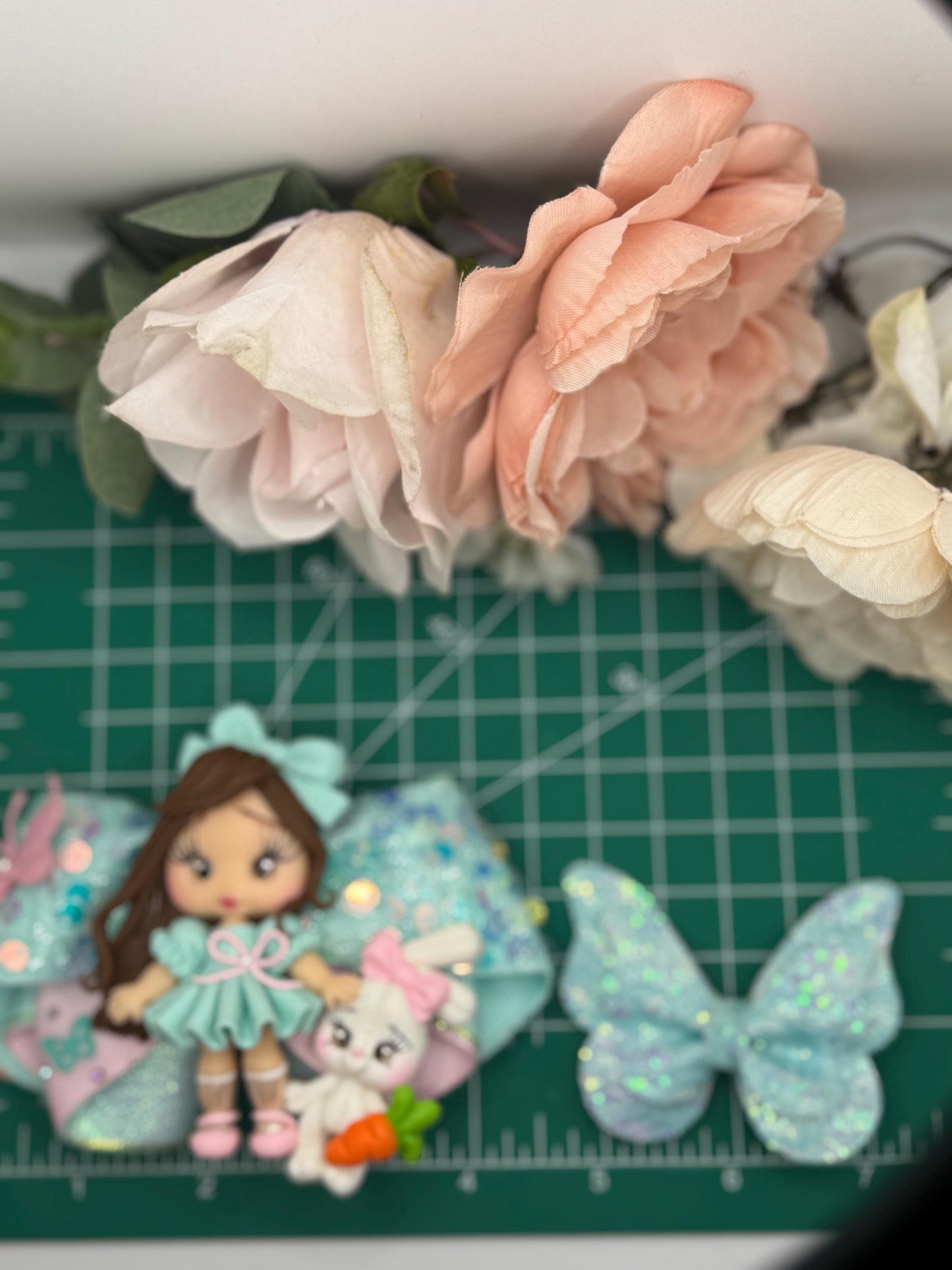 Easter bow , bow and clip set, bow and clips , bows, Easter accessories, gift for girls, handmade, Easter basket stuffing