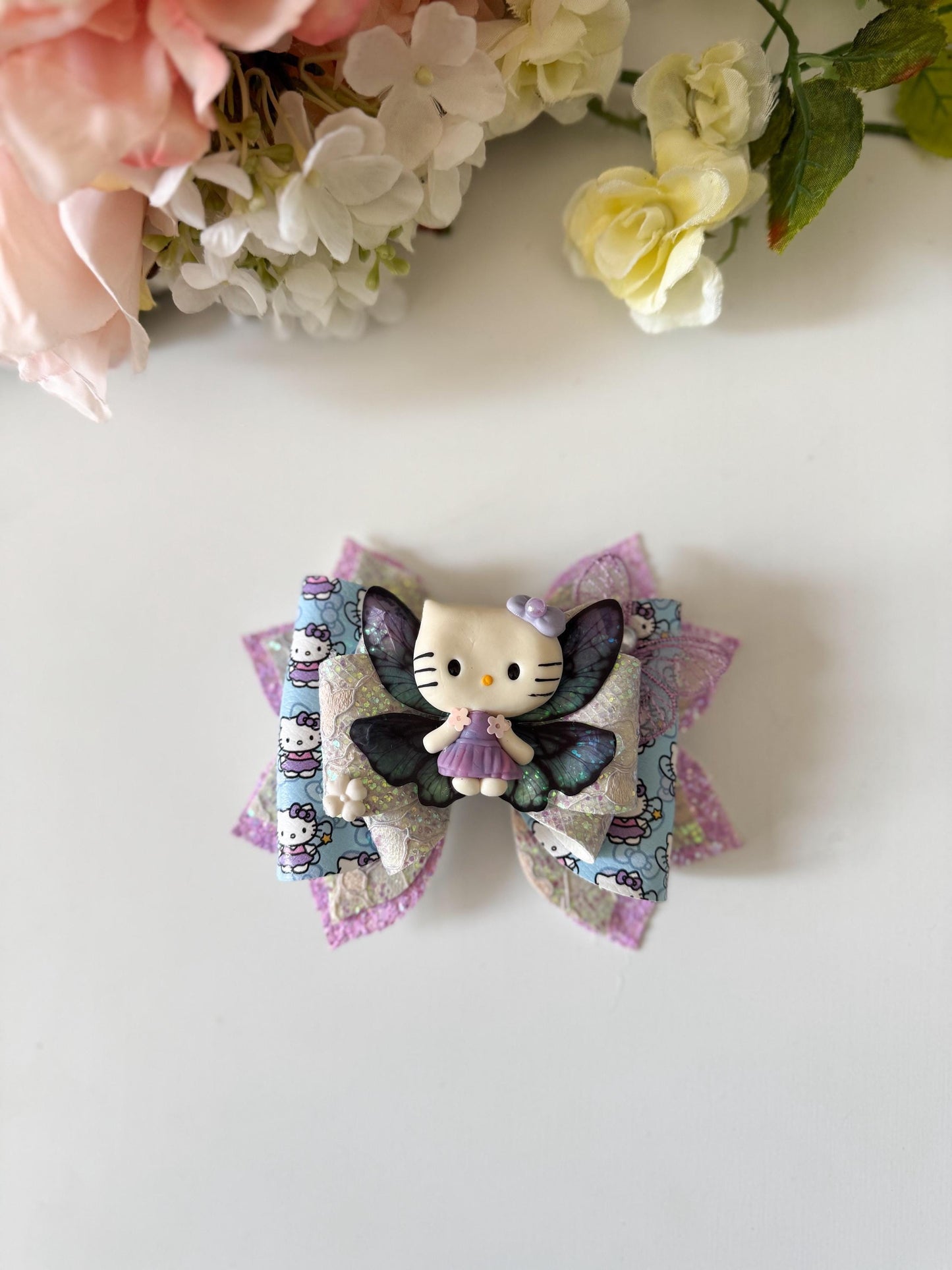 Hello cat bow , butterfly bows, bows, Hair bow, cat bow , kitty birthday, kitty bows, hello cat accessories, lazos