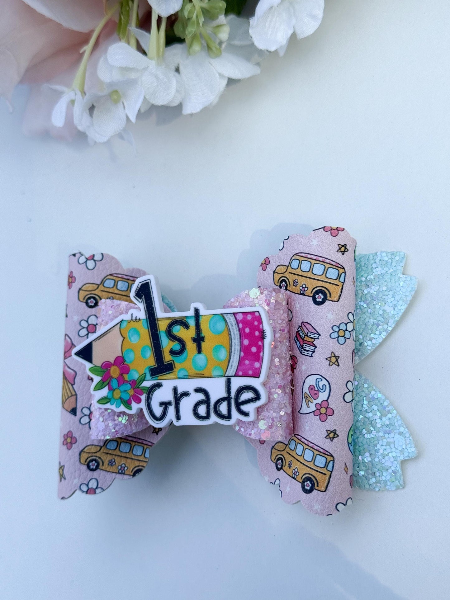 Back to school. Hk School bows, handmade accessories, girl bows , school accessories, girl accessories, hk accessories