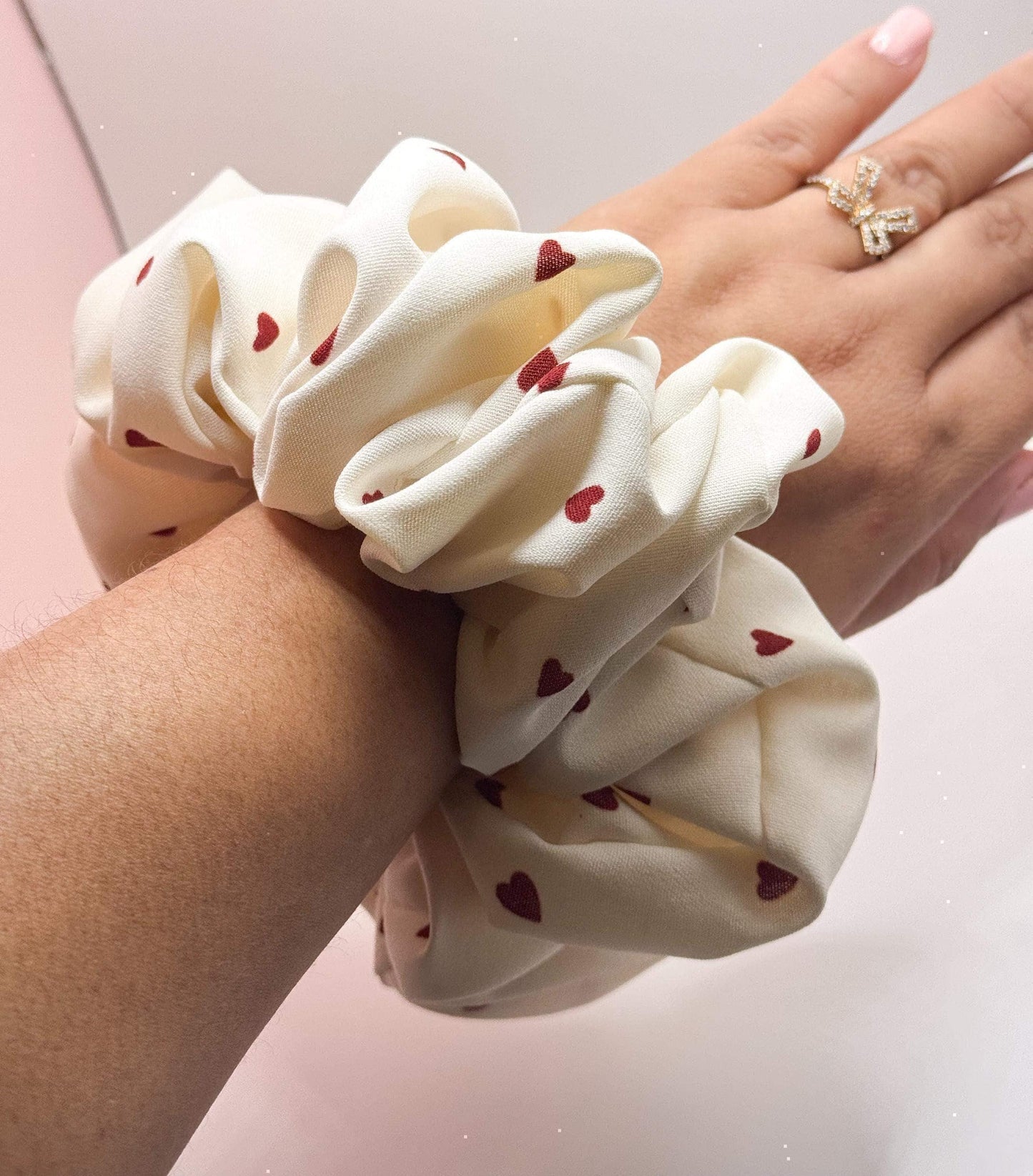 scrunchie, Big scrunchie, accessories, valentines accessories . Lady accessories, fabric scrunchie