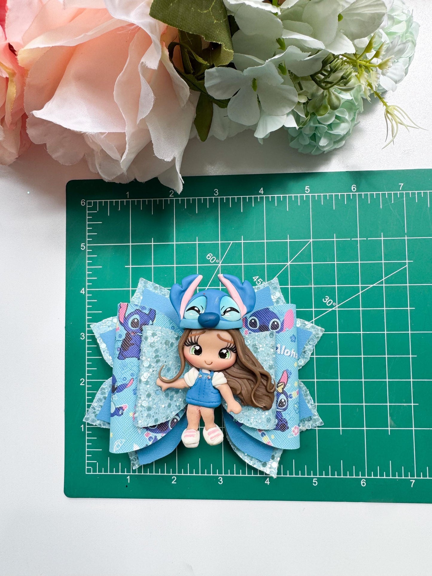 Blue Alien bow. Character bows, bows, Hair bow, Hair accessories , lilo , accessories, handmade bows, birthday theme accessories