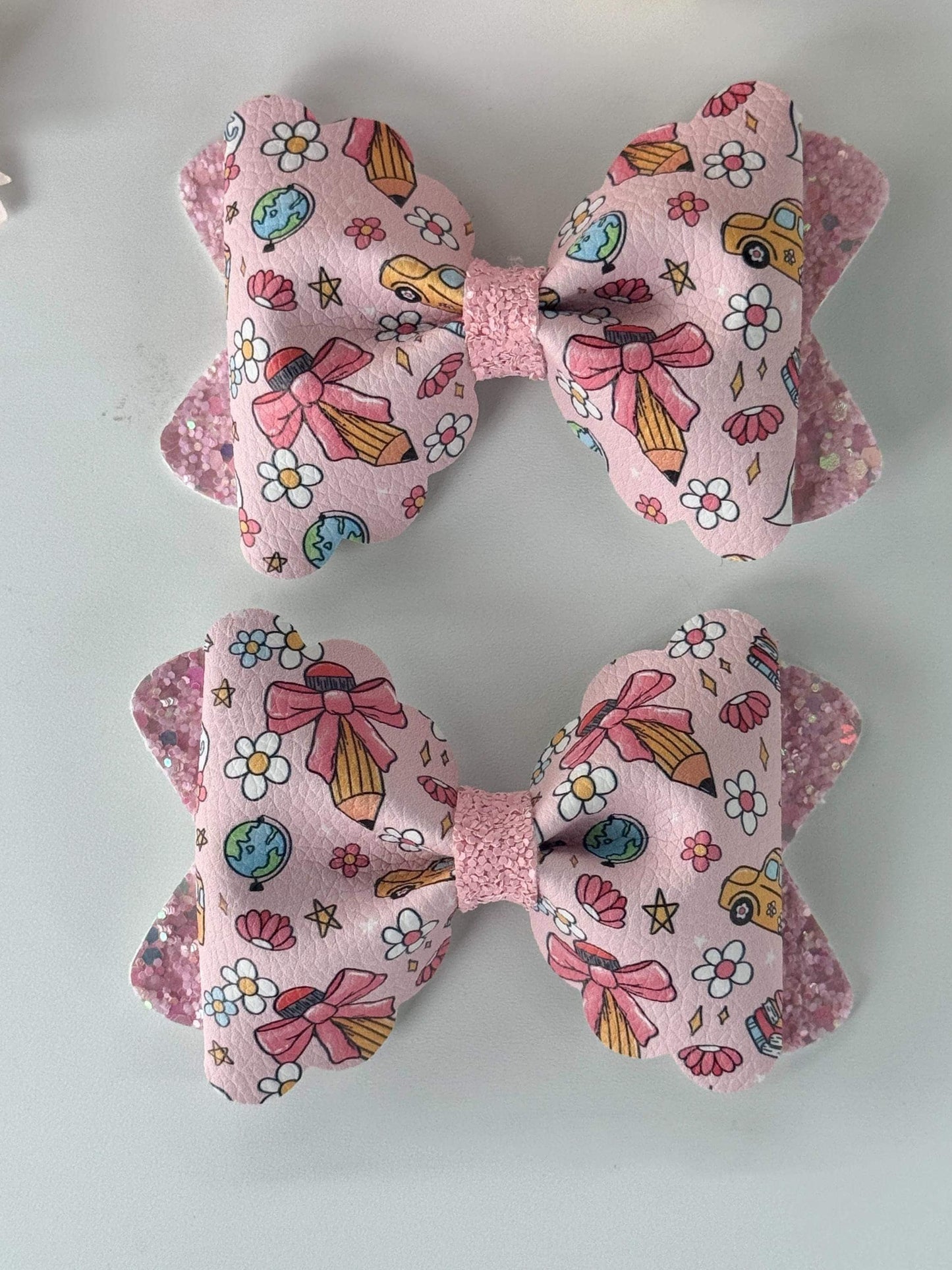 Back to school bows, bows, bow set, lazos, piggie bows, girl accessory, handmade, girl