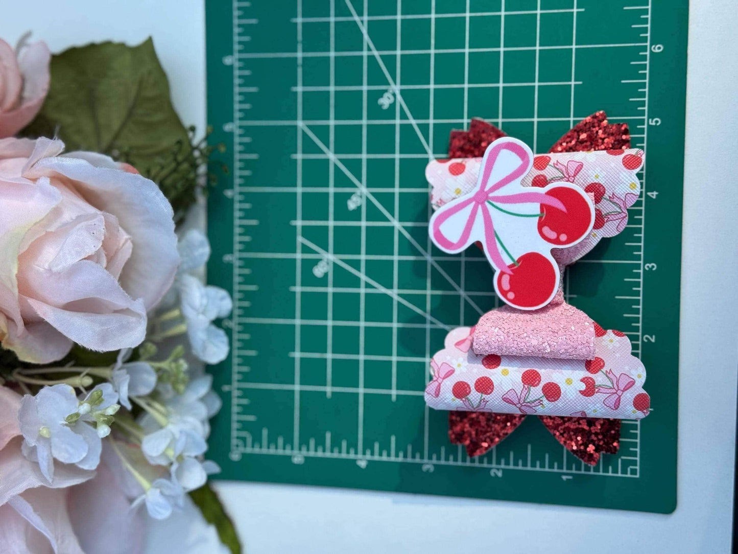 Cherry bows, cherry bow, bows, lazos, girly bows, girl accessories, cherries print ,handmade bows, girl trend accessories