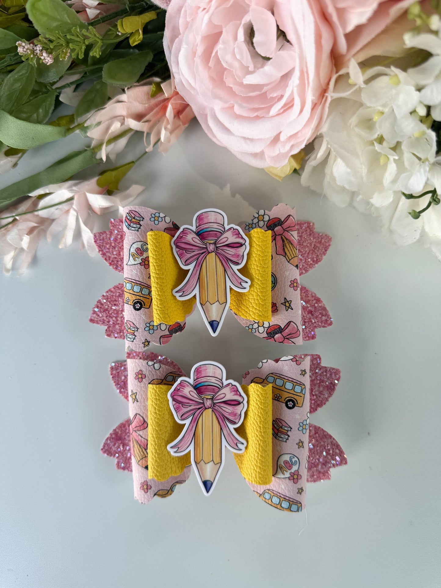 Back to school bows, bows, bow set, lazos, piggie bows, girl accessory, handmade, girl, pink bows, girl style