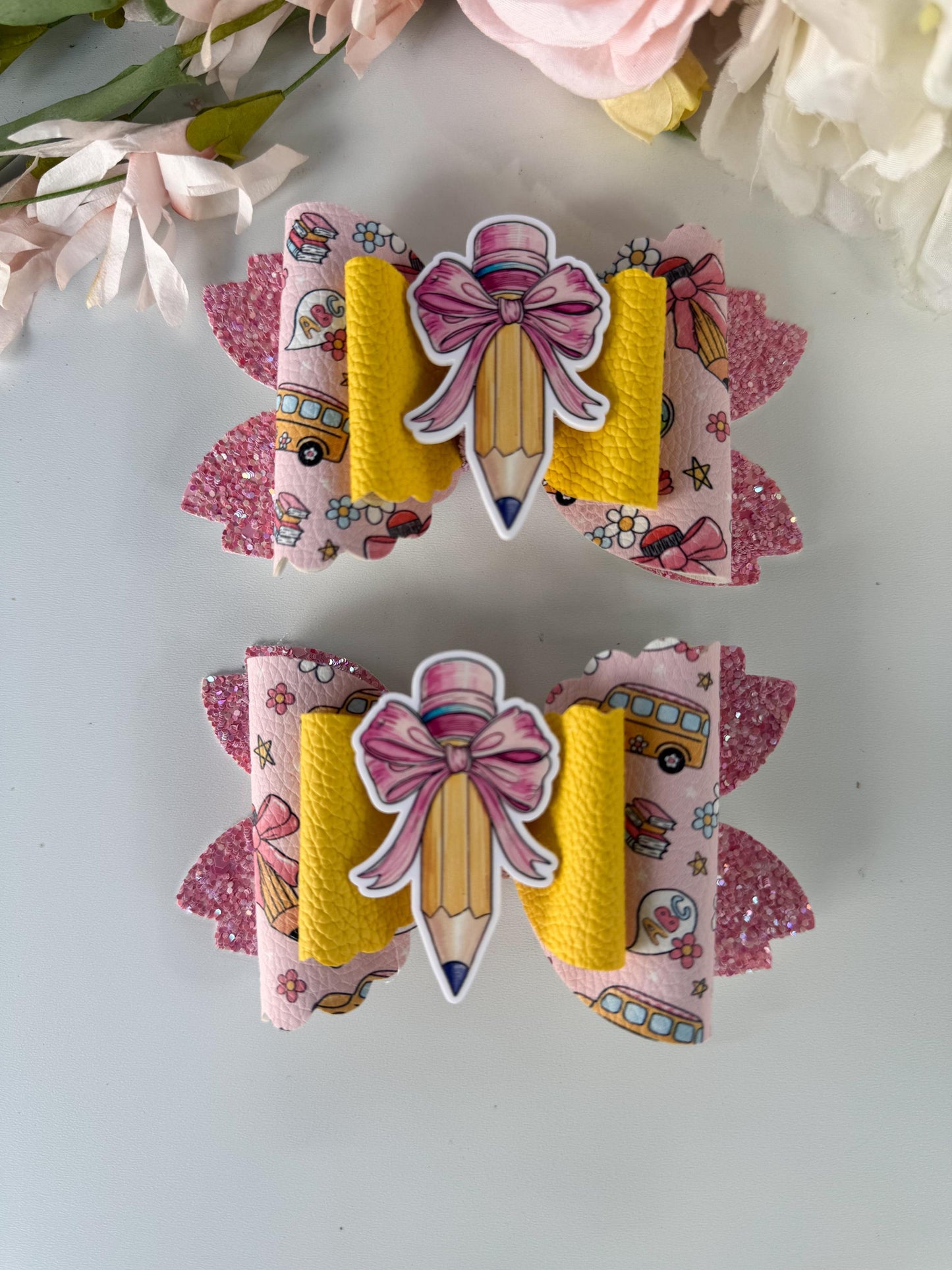 Back to school bows, bows, bow set, lazos, piggie bows, girl accessory, handmade, girl, pink bows, girl style