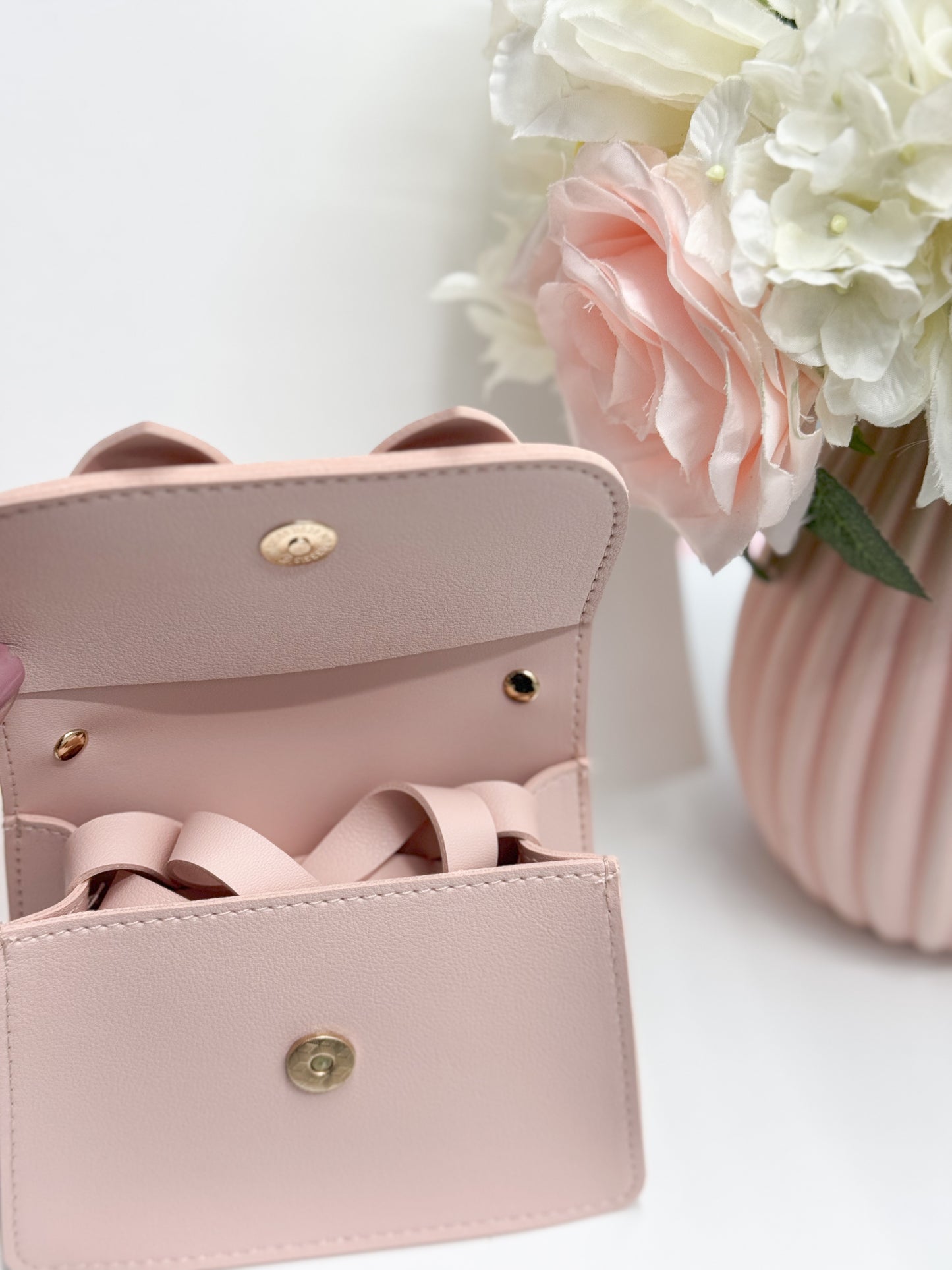 Pink Pearl Bow Purse