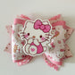 Hello cat bow  , Characters bows, bows, Hair bow, cat bow , kitty birthday, kitty bows, hello cat accessories, lazos