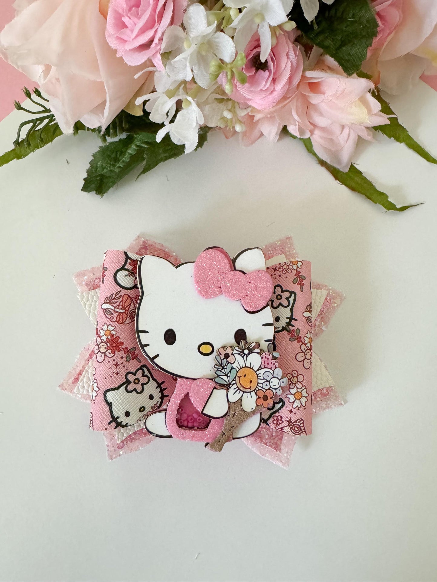 Hello cat bow  , Characters bows, bows, Hair bow, cat bow , kitty birthday, kitty bows, hello cat accessories, lazos