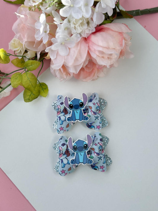 Stitch bow,Characters bows, bows, Hair bow, Hair accessories,pigtail bows birthday gift, Lazos, unique bows, handmade bows, stitch birthday