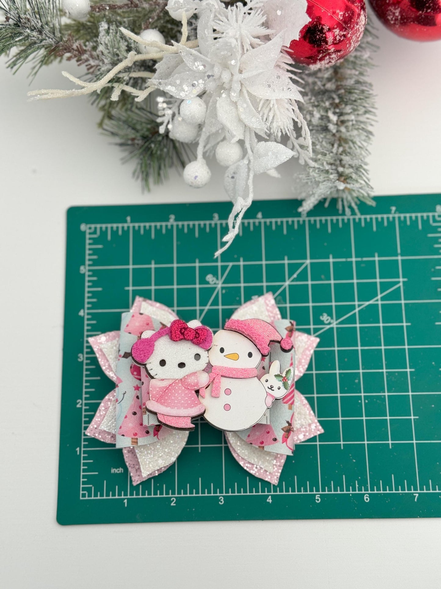 Christmas bow, Christmas handmade, Christmas gift ,bows, handmade gift for girls. Beautiful bows, lazos, Christmas present