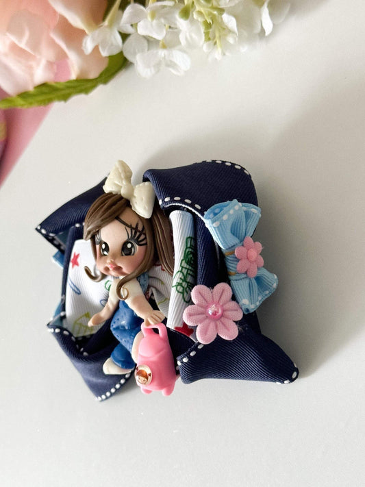 Back to school bow. School bows, bows, Hair bow, Hair accessories , back to school accessories, handmade bows, lazos para escuela