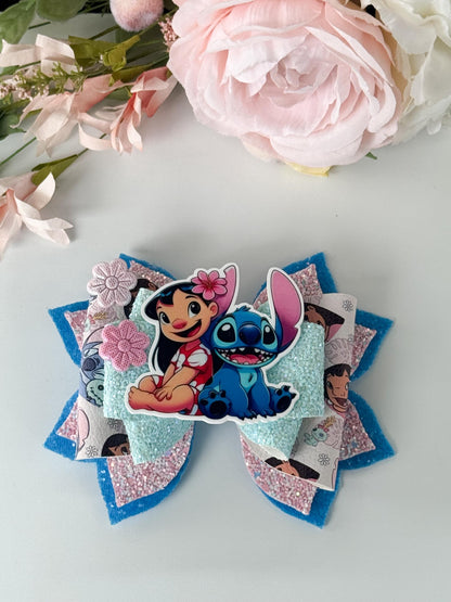 Blue Alien bow. Character bows, bows, Hair bow, Hair accessories , lilo  , accessories, handmade bows, birthday theme accessories