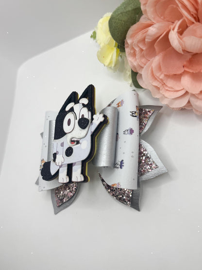 Blue dog bow. Muffin bow ,Character bows, bows, Hair bow, Hair accessories , muffin birthday  , blue dog accessories, handmade bows