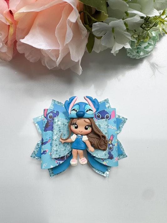Blue Alien bow. Character bows, bows, Hair bow, Hair accessories , lilo  , accessories, handmade bows, birthday theme accessories