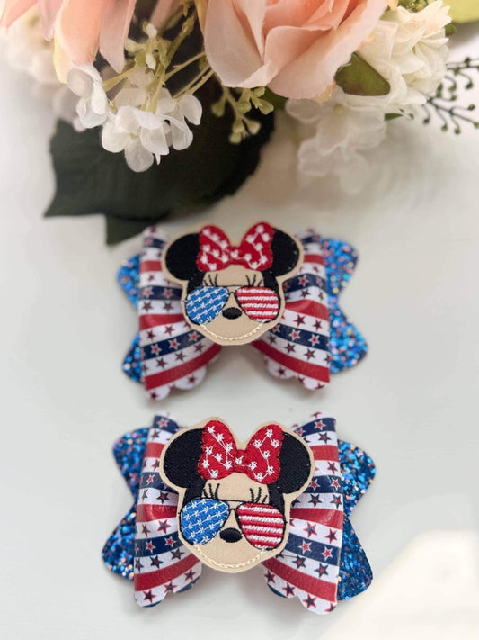 Piggies bows, 4th of July bows, red, blue and white bows, handmade bows , bows, accessories,lazos